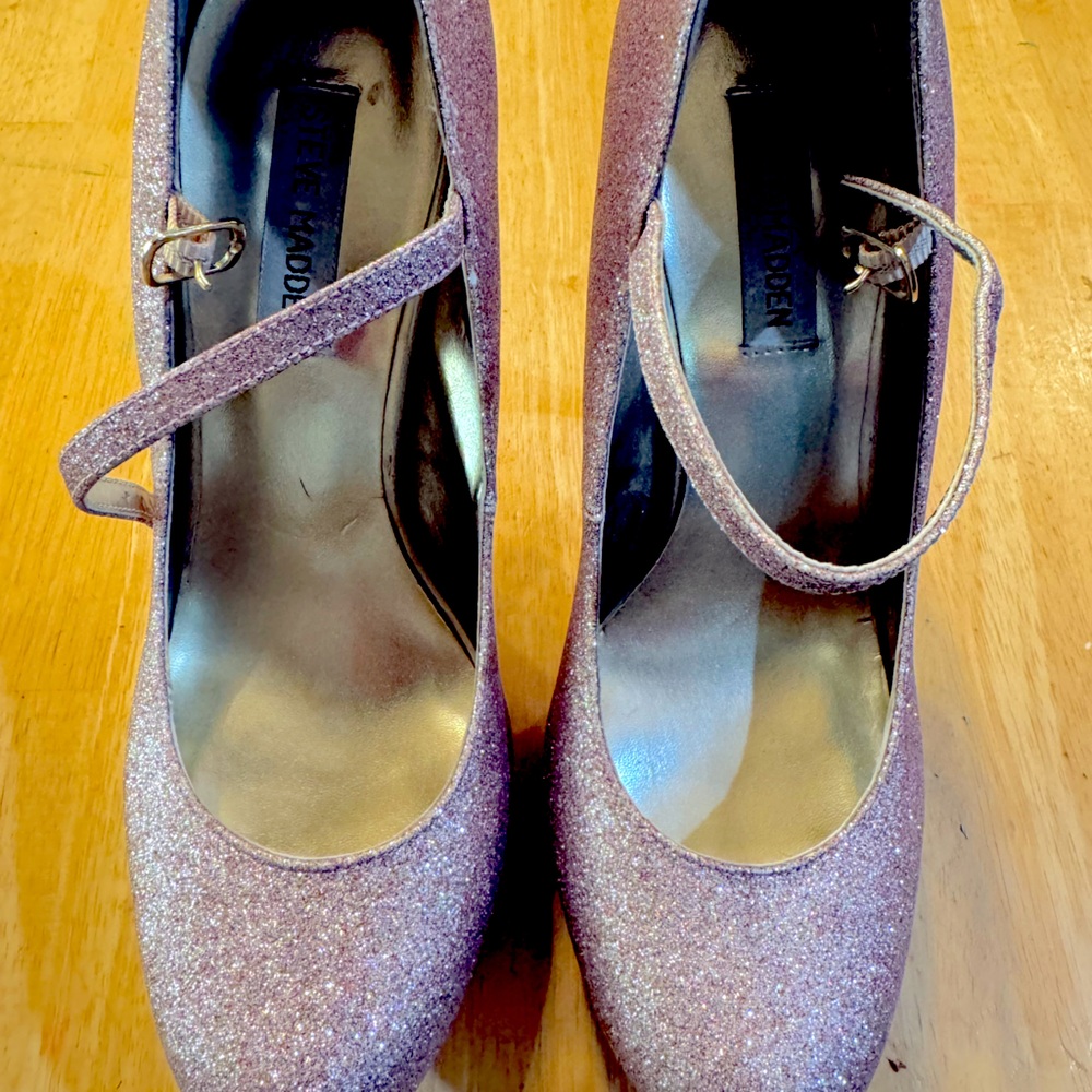Light pink glitter heels
